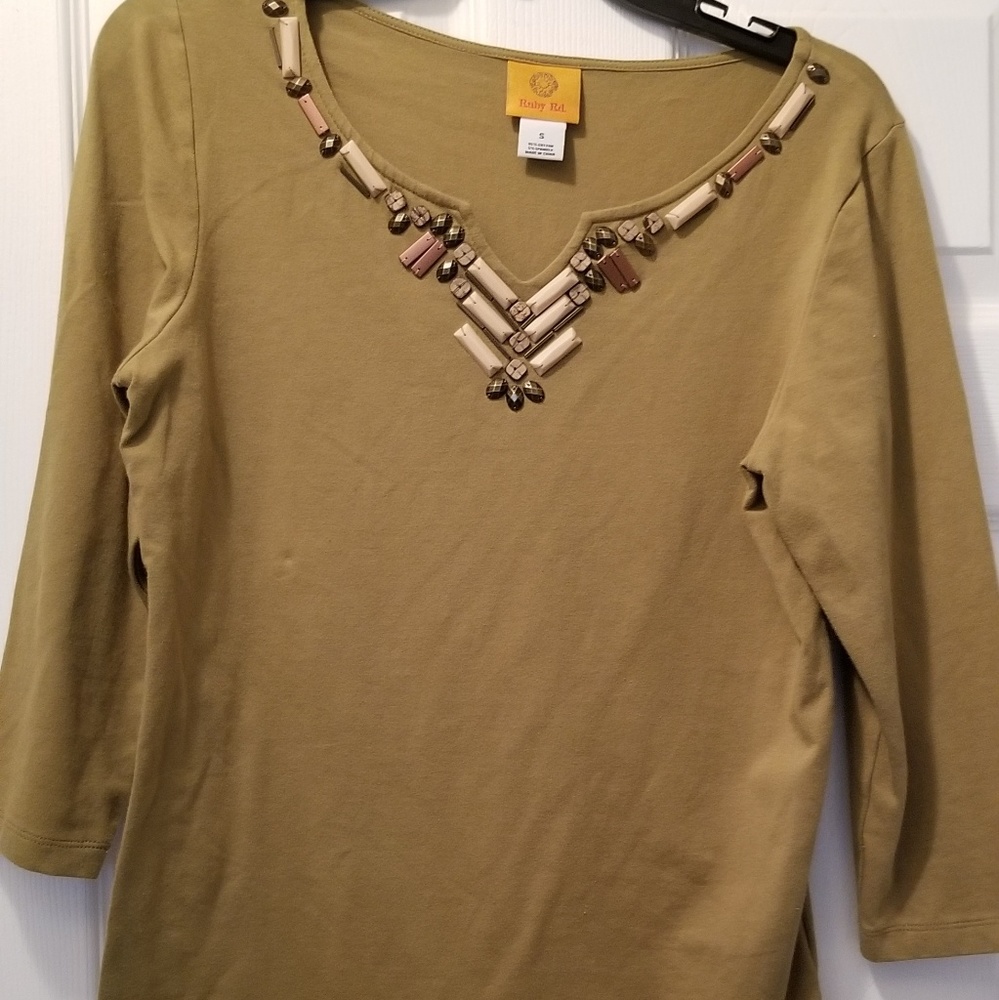 Ruby Rd. Shirt embellished EUC size Small